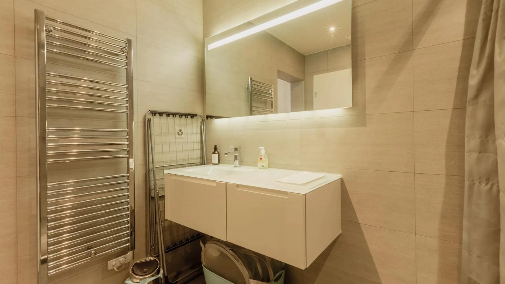 Apartment Appartement Spacieux A 15 Minutes Du Jet D'Eau Geneva