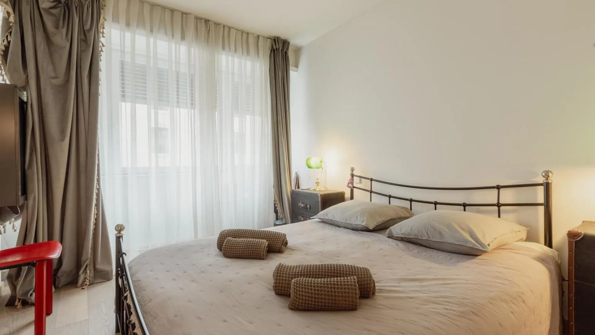Appartement Spacieux A 15 Minutes Du Jet D'Eau Geneva Apartment
